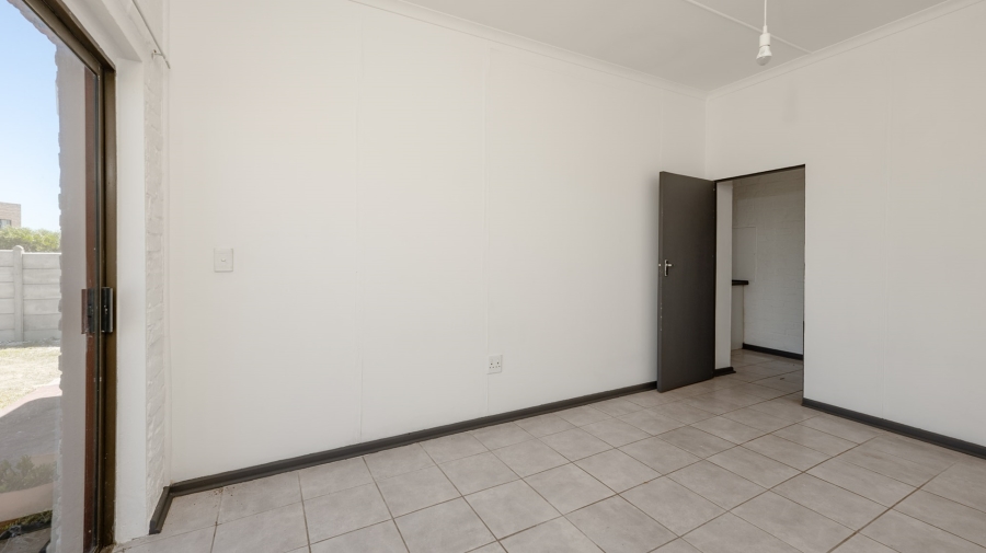 2 Bedroom Property for Sale in Agulhas Western Cape